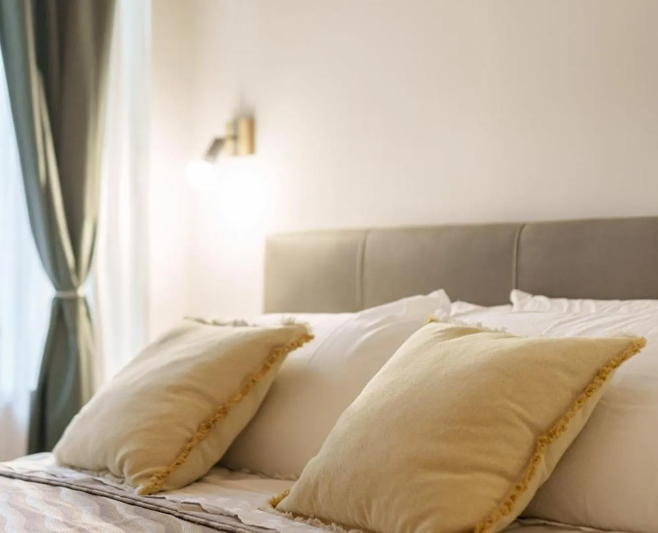 Alfonsina Guest Room Napoli Affittacamere